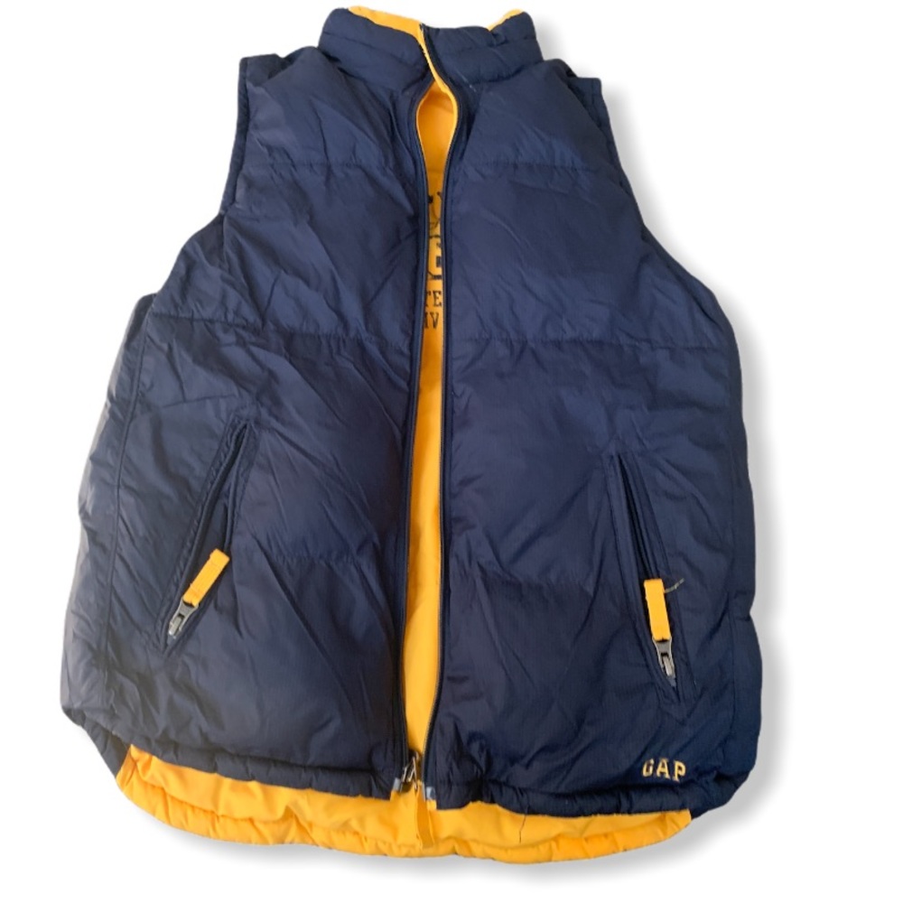 GAP BOYS REVERSIBLE VEST. Size 12